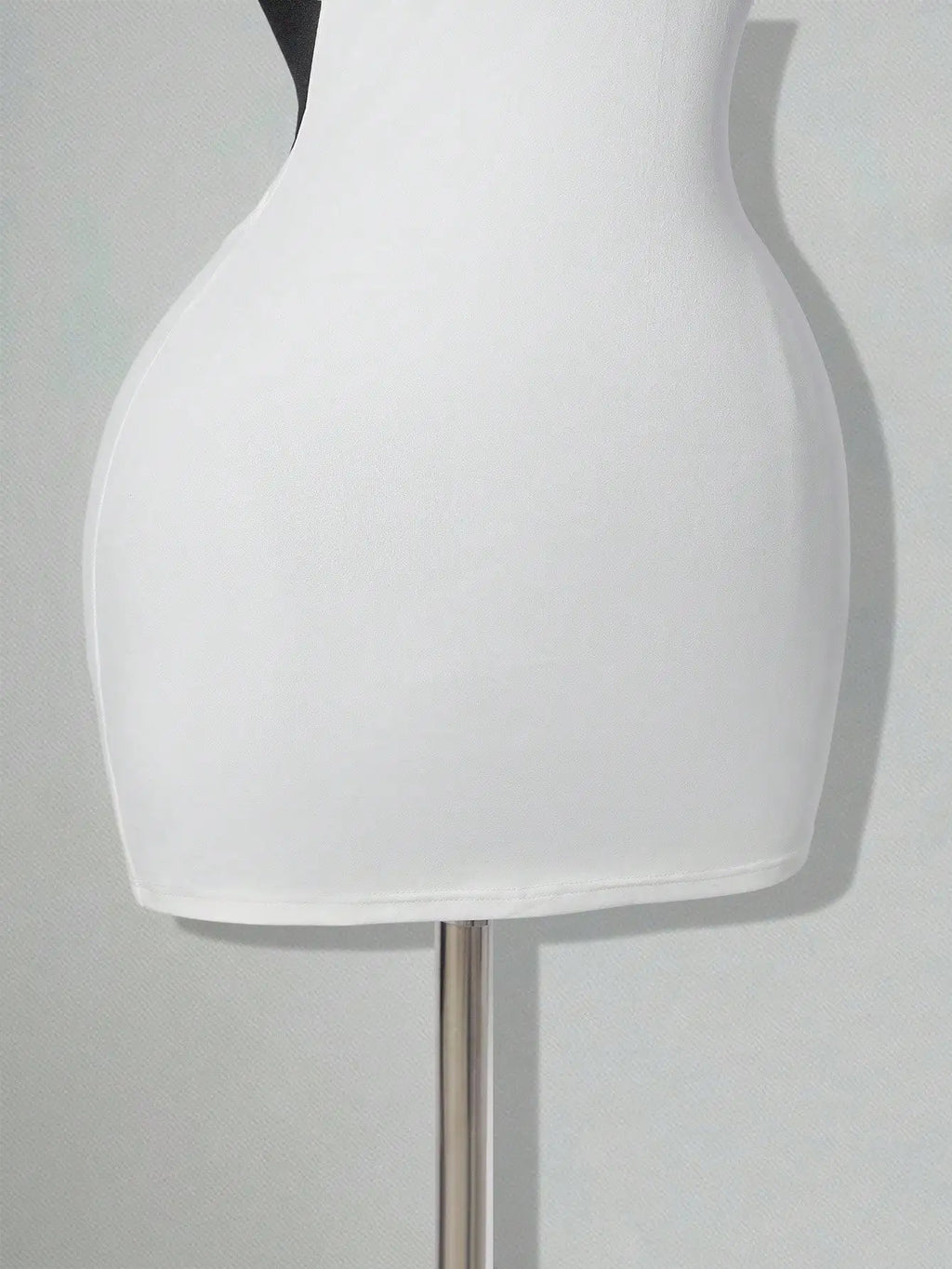 White Bodycon Mini Dress with Criss-Cross Backless Design