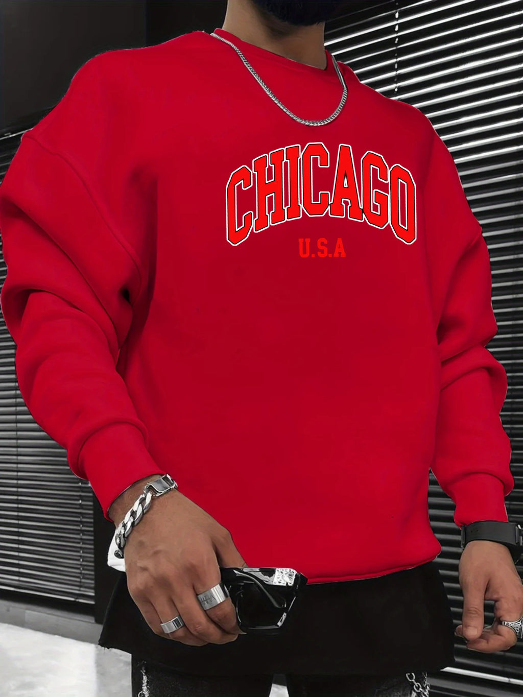 Men's autumn and winter fashionable casual loose CHICAGO USA letter graphic printed long sleeved round neck sweatshirt